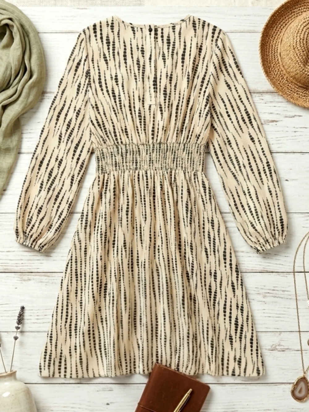 Beige Black Spotted Lines Pattern High Low Fit & Flare Long Sleeve Blouse Large - Picture 2 of 3
